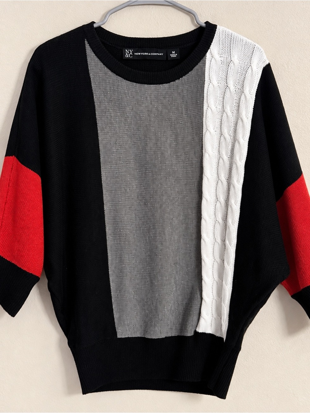 New York & Company Colorblock Cable Knit Sweater Women’s M Batwing Dolman